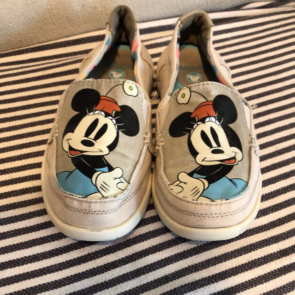 Melbourne Disney Crocs